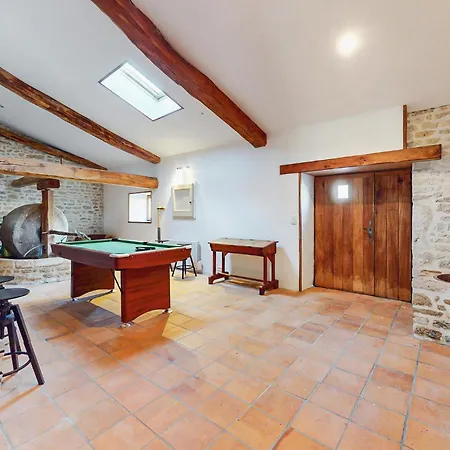 Holiday home Cozy In With Private Swimming Pool, Be Inside Or Outside