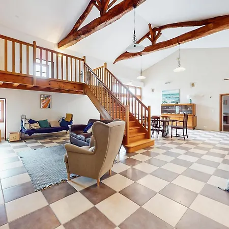 Holiday home Cozy In With Private Swimming Pool, Be Inside Or Outside