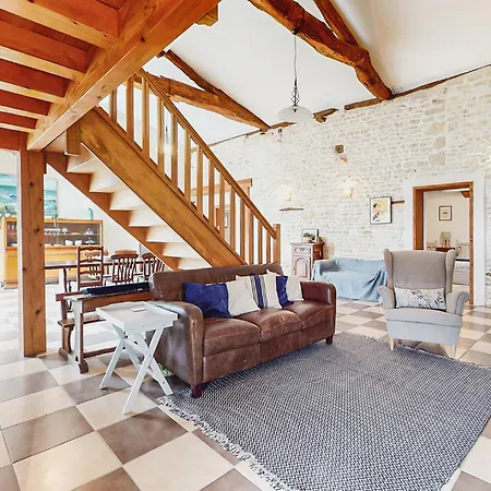 Cozy In With Private Swimming Pool, Be Inside Or Outside Holiday home Nere