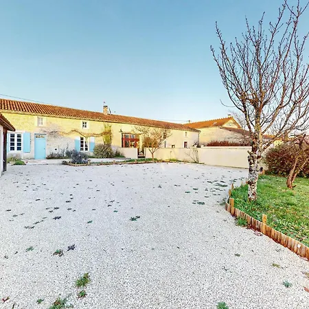 Gorgeous Home In Nere Holiday home *